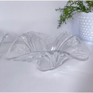 Mikasa Parisian Ivy Crystal Bowl Set of 2 Clear Frosted Leaves Handkerchief Rim